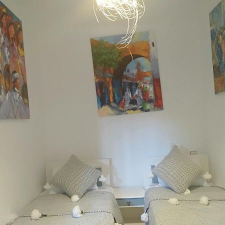 Appartements La Grotte 에사우이라 외부 사진