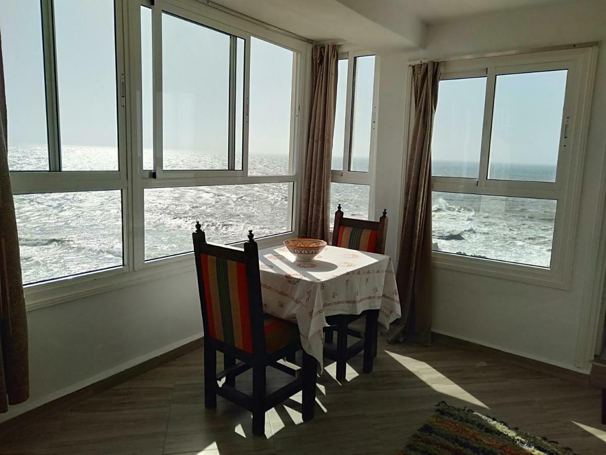 Appartements La Grotte 에사우이라 외부 사진