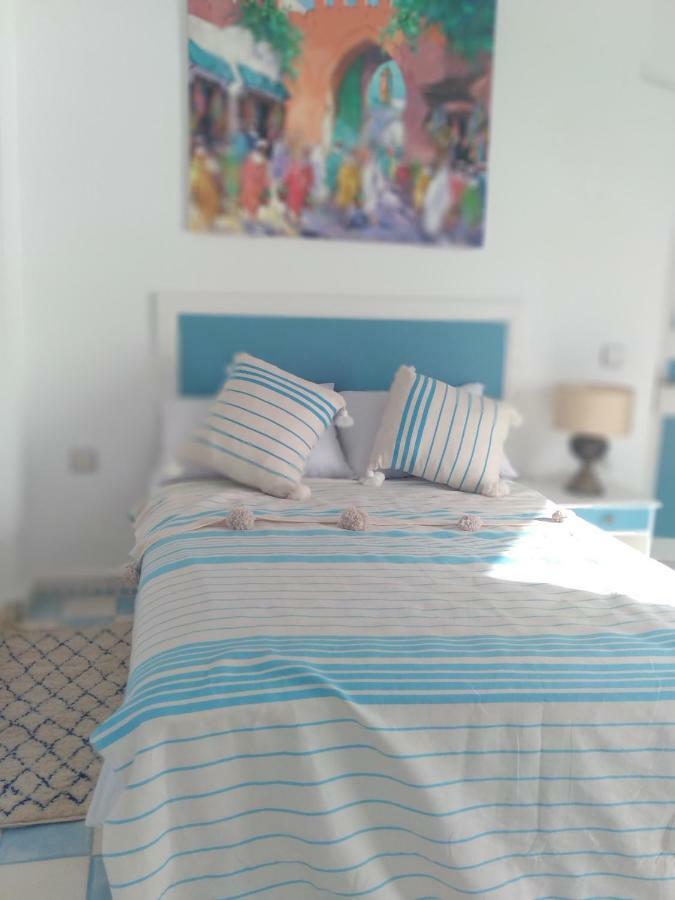 Appartements La Grotte 에사우이라 외부 사진