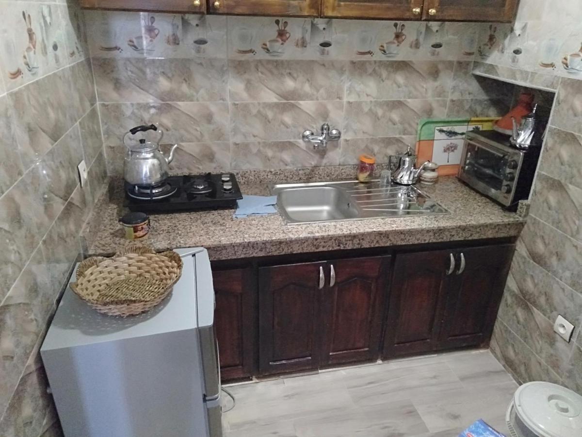 Appartements La Grotte 에사우이라 외부 사진
